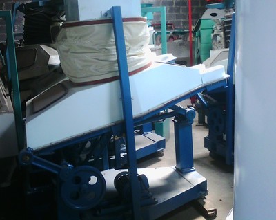 供名中科集團(tuán)分級(jí)環(huán)保型比重去石機(jī)-河南省安陽中科集團(tuán)機(jī)械提供供名中科集團(tuán)分級(jí)環(huán)保型比重去石機(jī)的相關(guān)介紹、產(chǎn)品、服務(wù)、圖片、價(jià)格糧棉油加工機(jī)械.釀酒設(shè)備、糧棉油加工機(jī)械、釀酒設(shè)備、